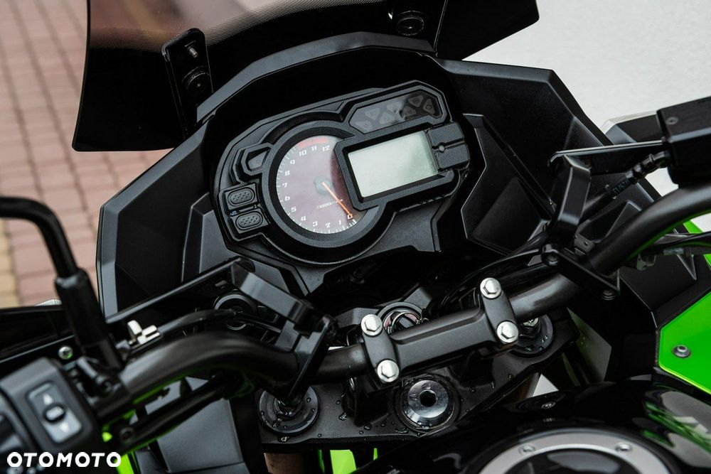 Kawasaki Versys 1000 - 9