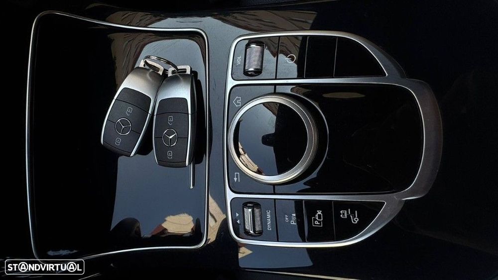 Mercedes-Benz C 300 - 15
