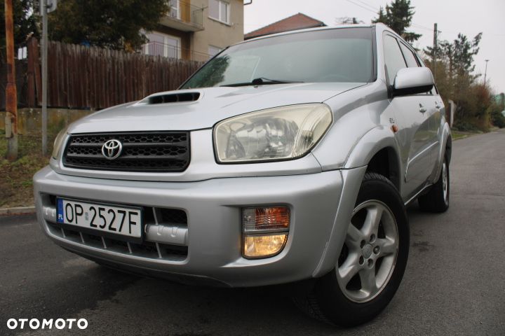 Toyota RAV4 D-4D 4x4 - 7