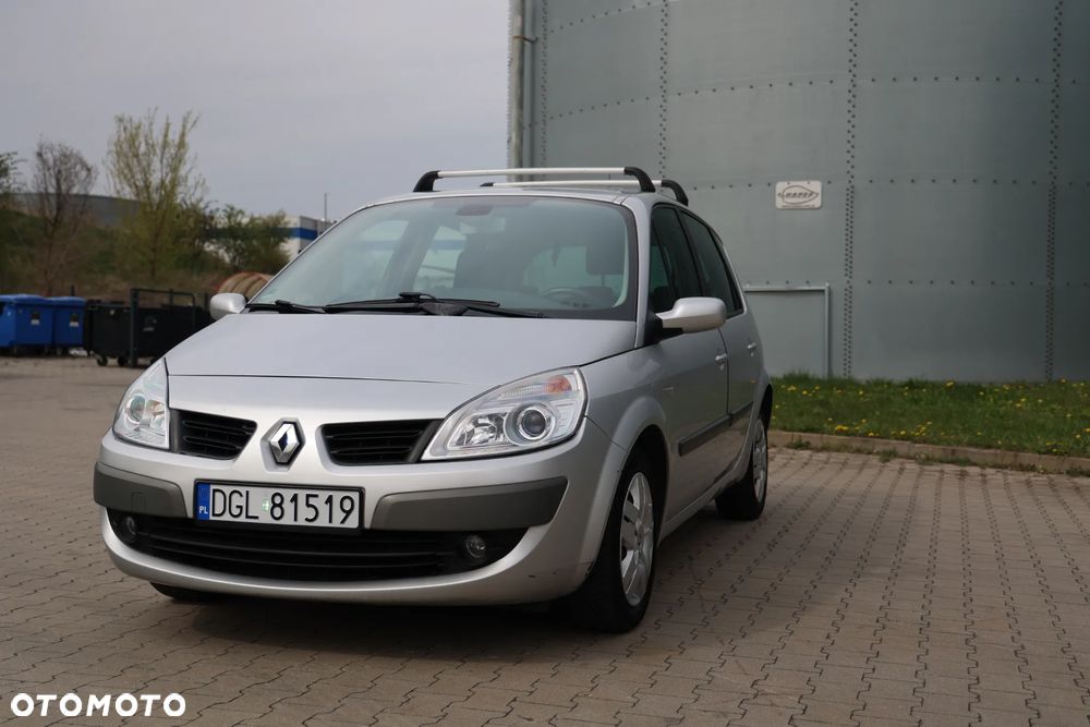 Renault Scenic 1.6 16V Confort Expression - 6