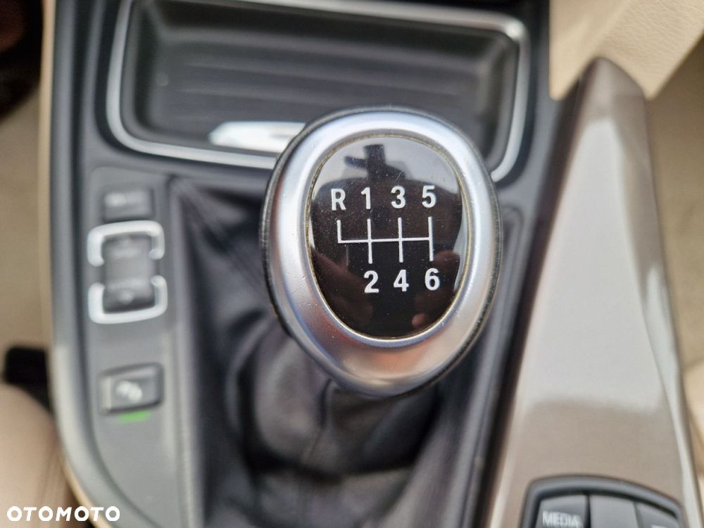 BMW Seria 3 - 15