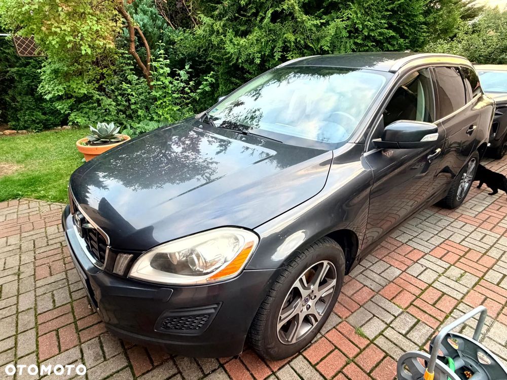 Volvo XC 60 T6 AWD Momentum - 4