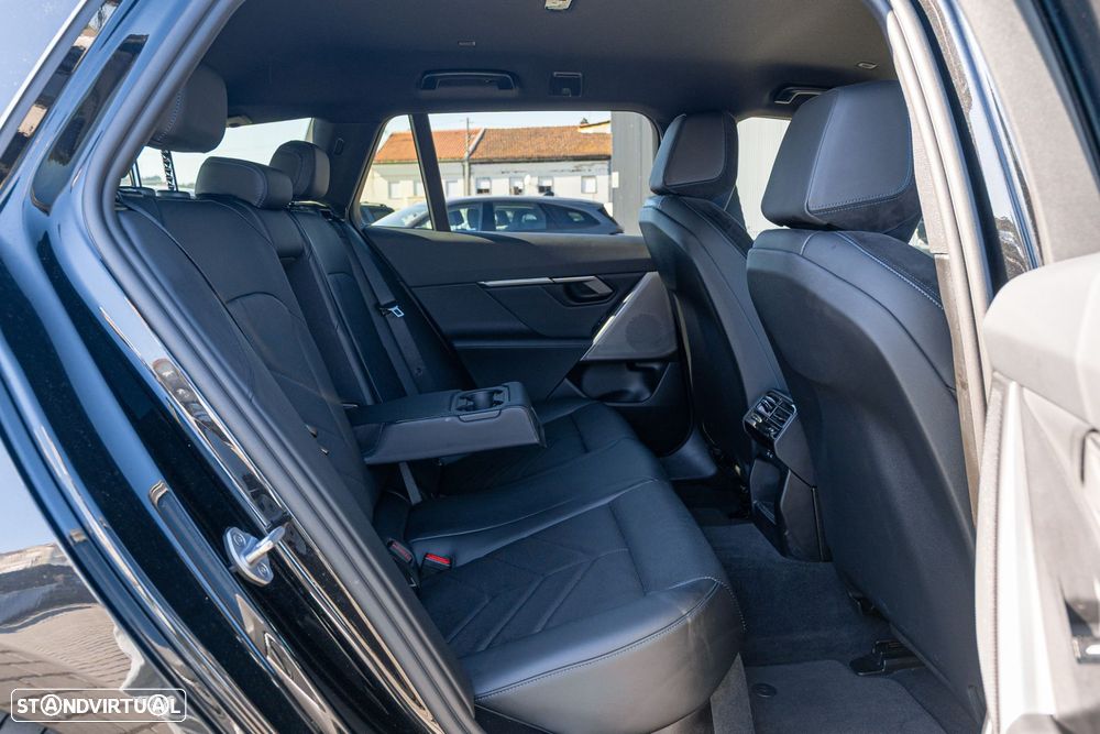 BMW 530 e Pack Desportivo M - 16