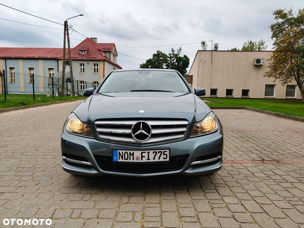 Mercedes-Benz Klasa C 180 BlueEFFICIENCY 7G-TRONIC Avantgarde - 1