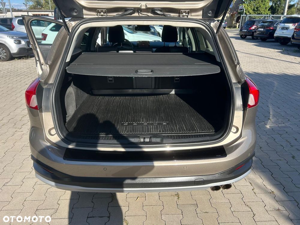 Ford Focus 1.5 EcoBoost Active - 22