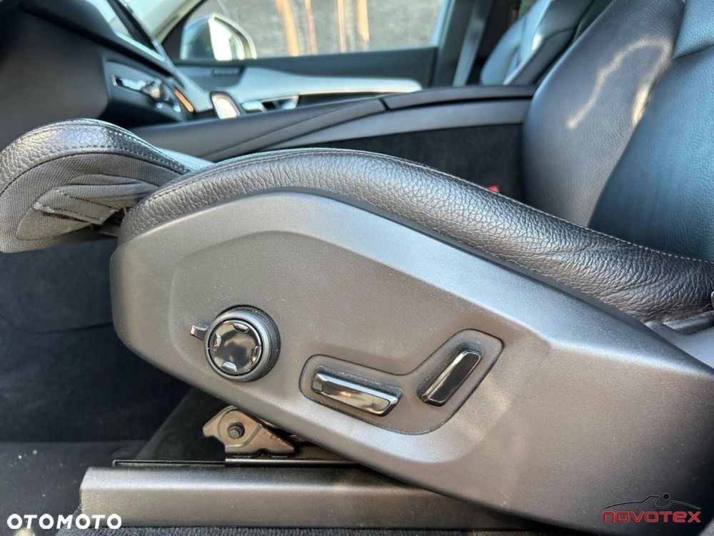 Volvo XC 90 - 11