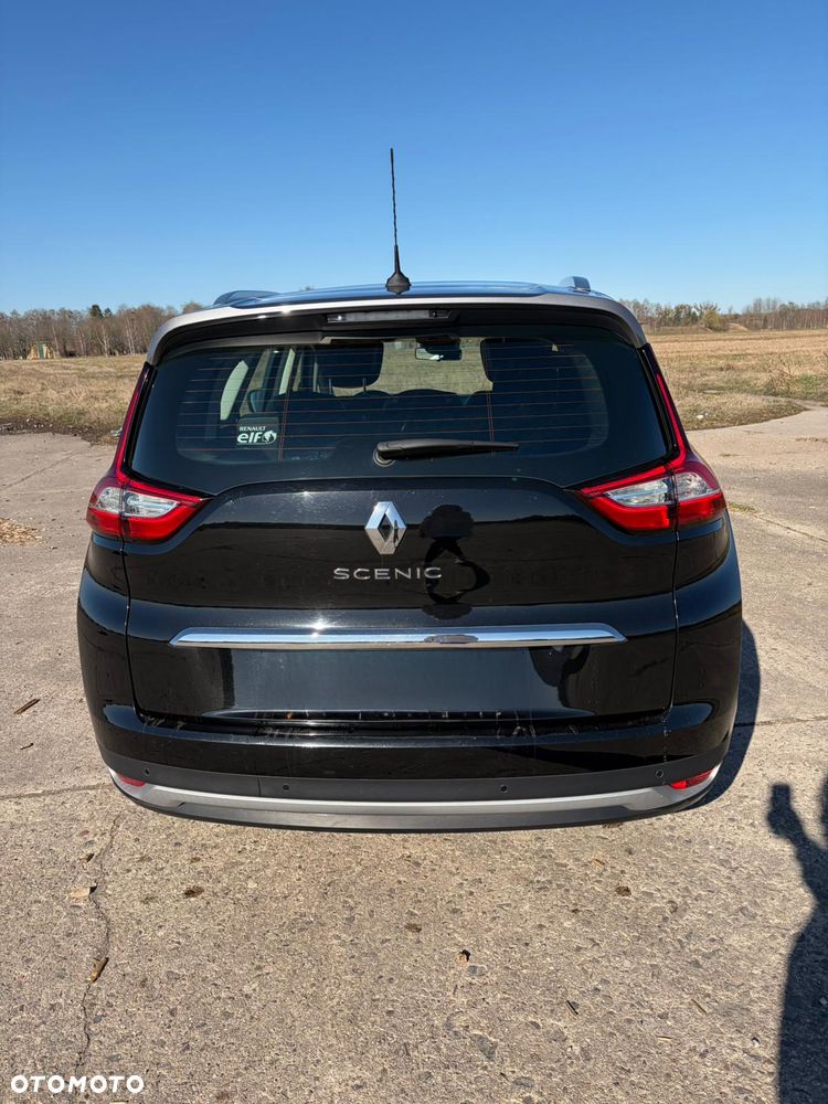 Renault Grand Scenic Gr 1.6 dCi Energy Bose - 12