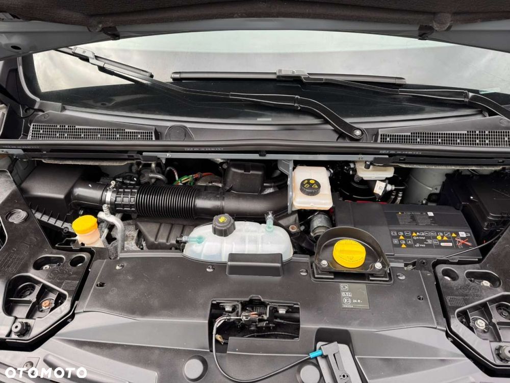 Renault Trafic - 32