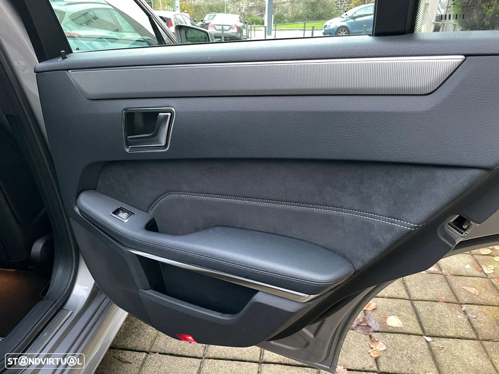 Mercedes-Benz E 300 Bluetec Hybrid Avantgarde - 42
