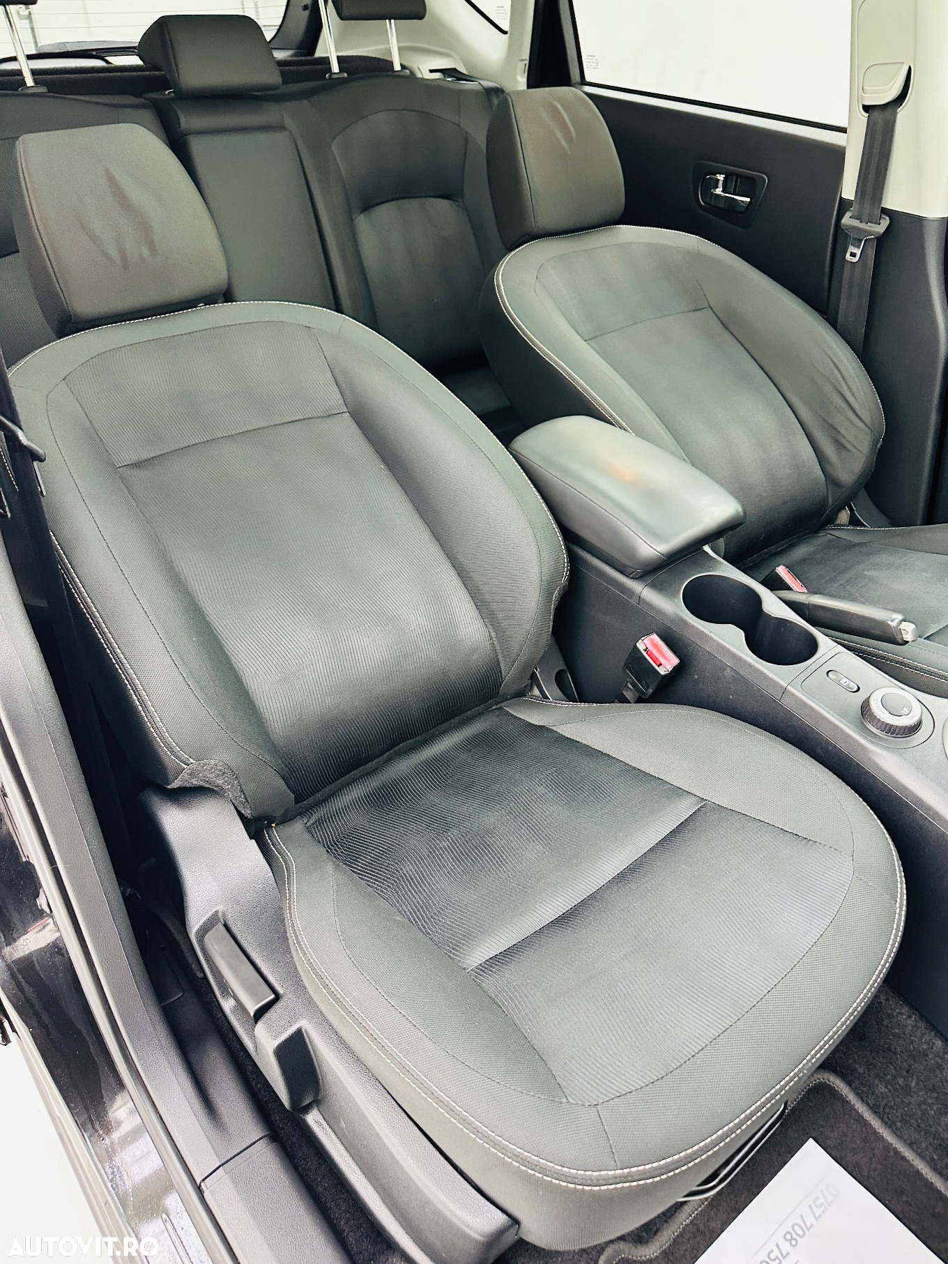 Nissan Qashqai 2.0 DCI 4 x 4 DPF I-Way - 23