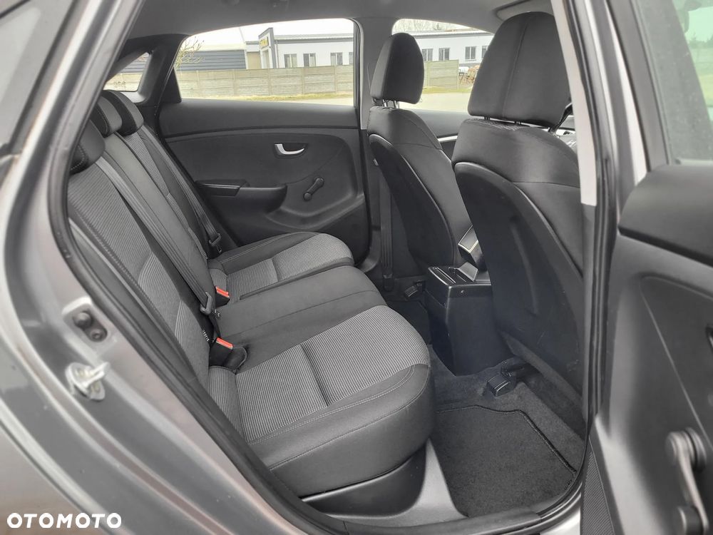 Hyundai i30 1.4 Classic - 19