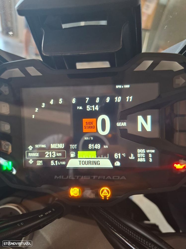 Ducati Multistrada V2 S - 11