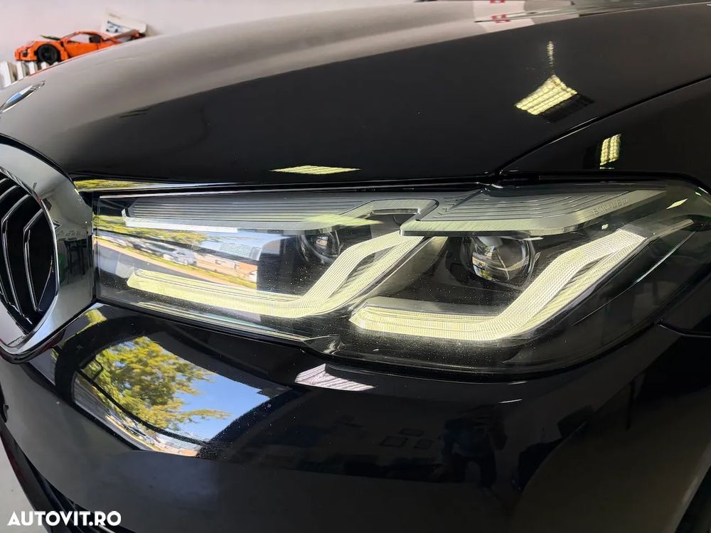 BMW Seria 5 520d xDrive AT MHEV - 8