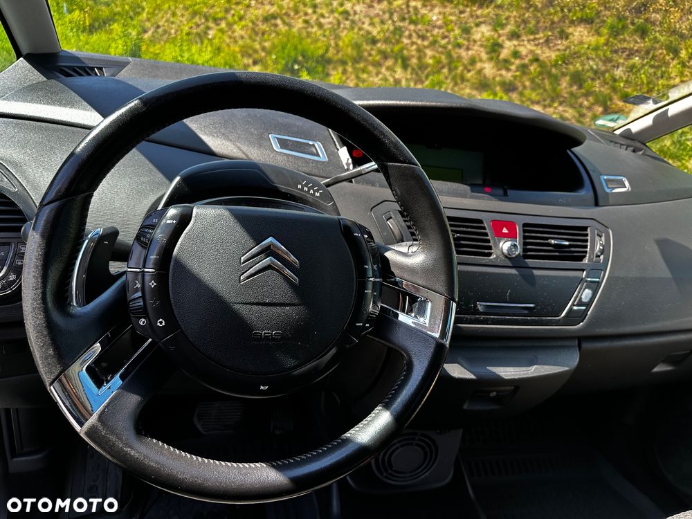 Citroën C4 Picasso - 10