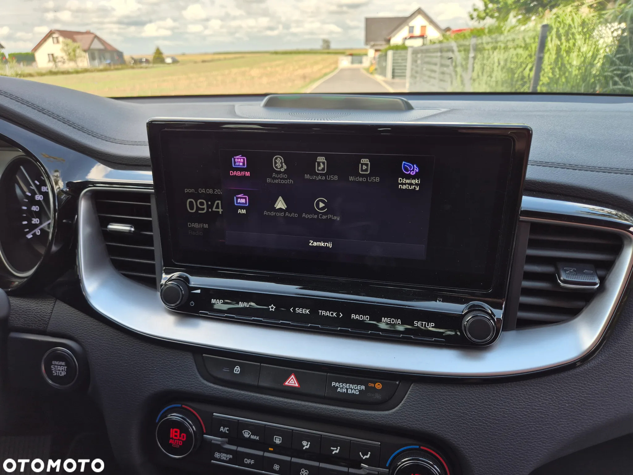 Kia Ceed - 8