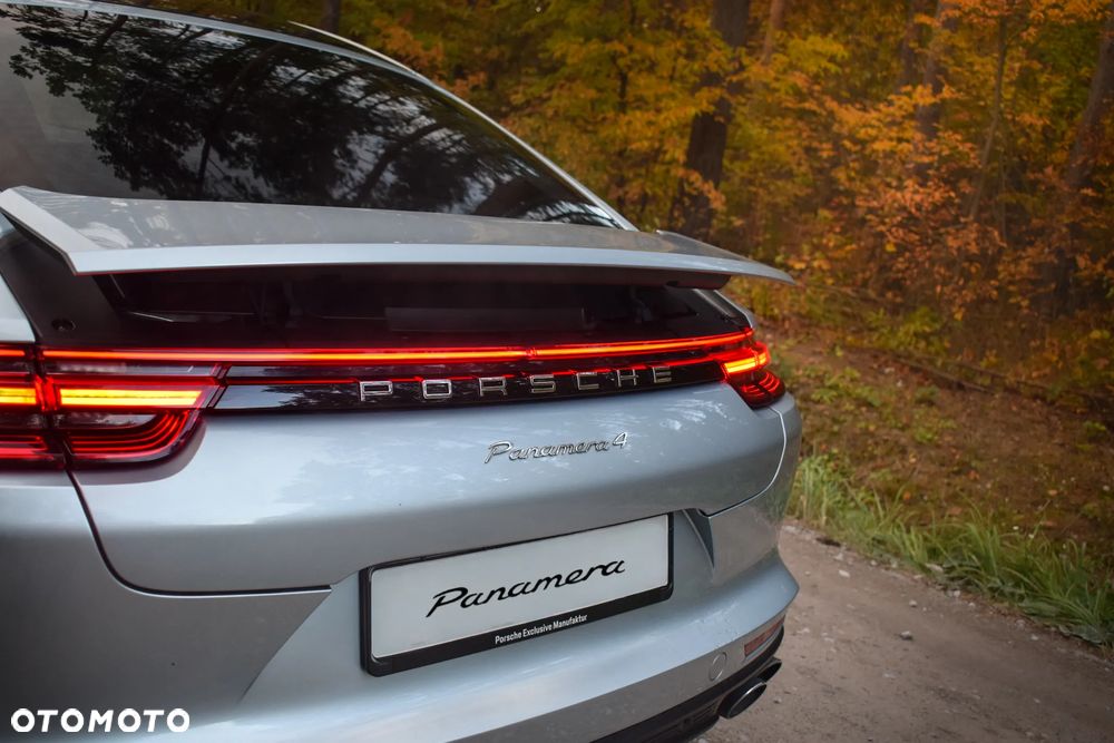 Porsche Panamera - 5