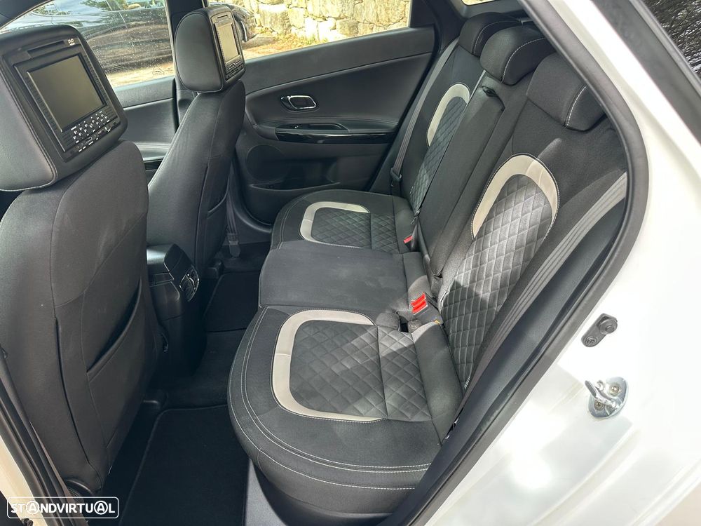 Kia Ceed SW 1.6 CRDi GT Line - 14