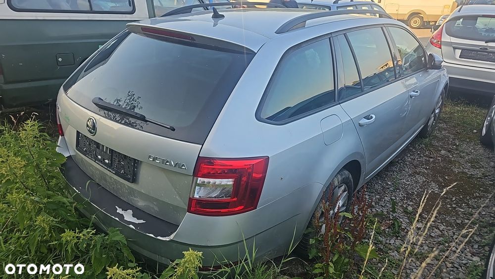 Skoda Octavia 1.0 TSI Active DSG - 6