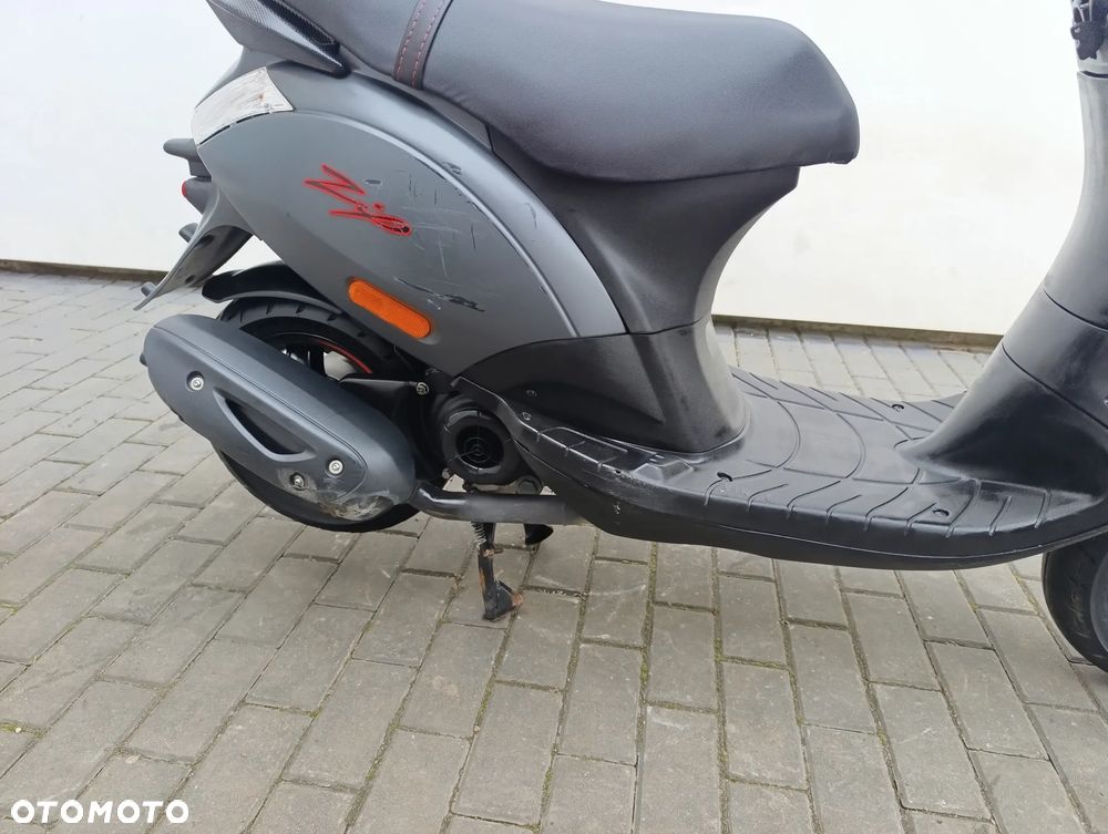 Piaggio ZIP - 16