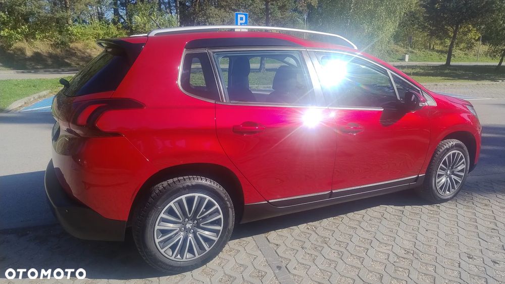 Peugeot 2008 PureTech 110 Stop&Start Style - 6