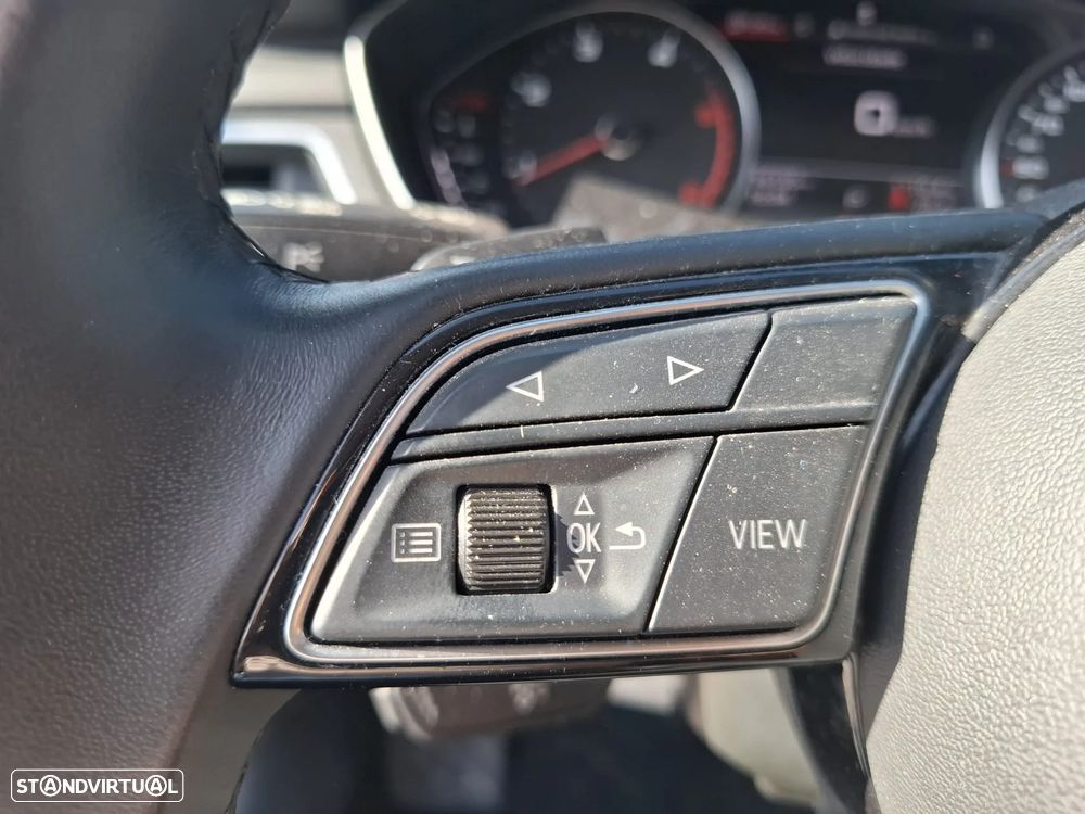 Audi A4 Avant 35 TDI S tronic - 32