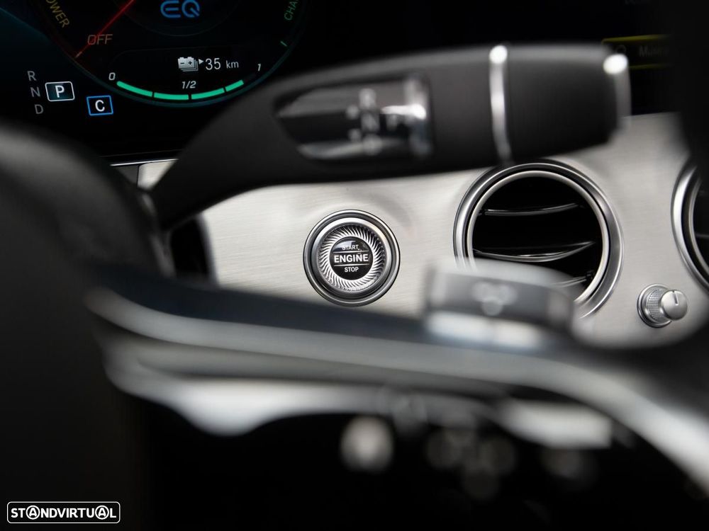 Mercedes-Benz E 300 de 9G-TRONIC AMG Line - 22