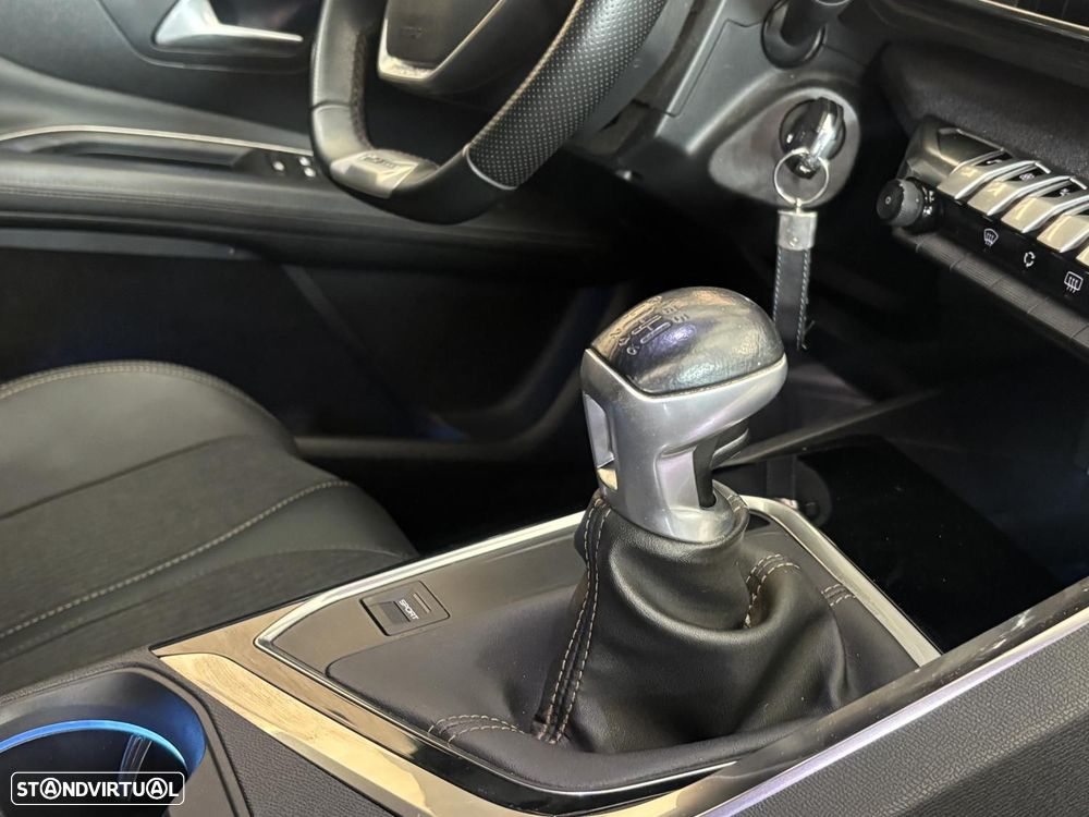 Peugeot 3008 1.5 BlueHDi GT Line - 13
