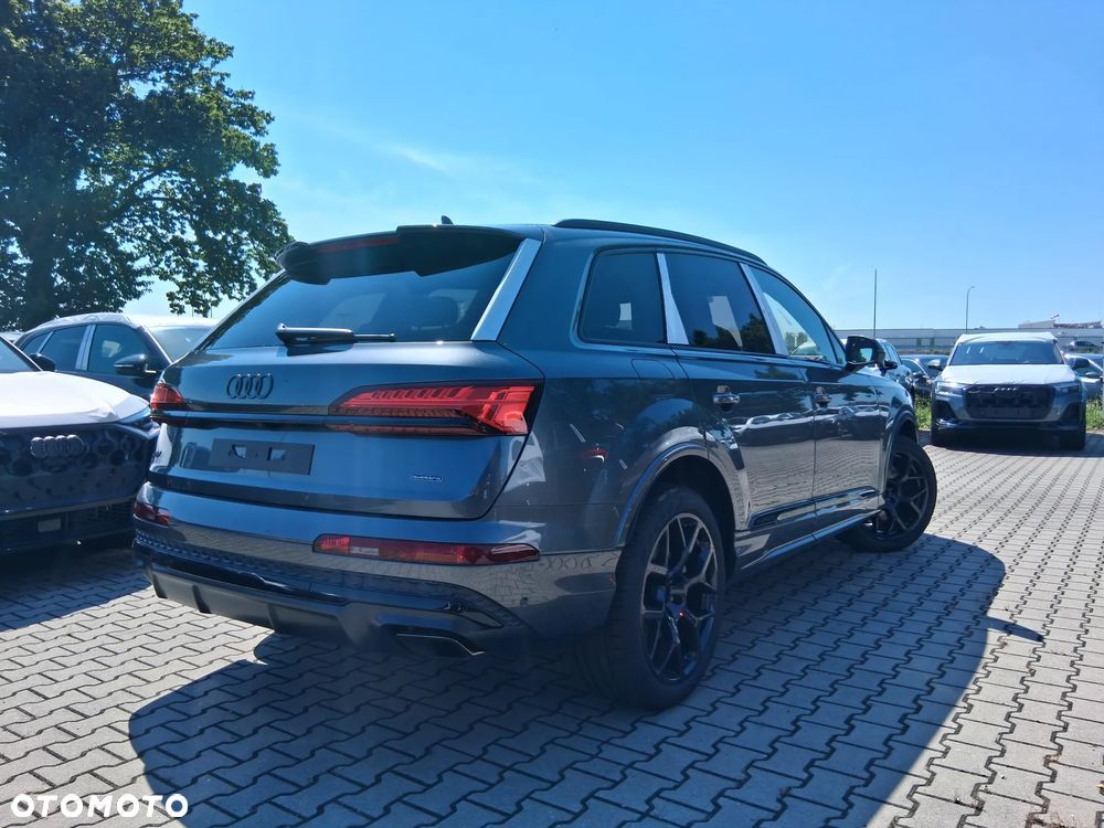 Audi Q7 - 4