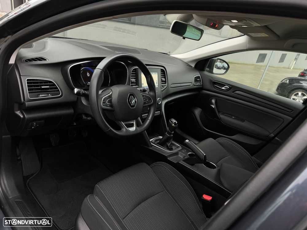 Renault Mégane Sport Tourer ENERGY TCe 130 LIMITED - 10