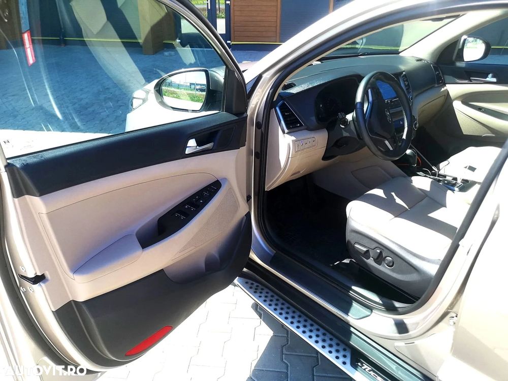 Hyundai Tucson 2.0 CRDI 4WD 6AT Premium+ - 6