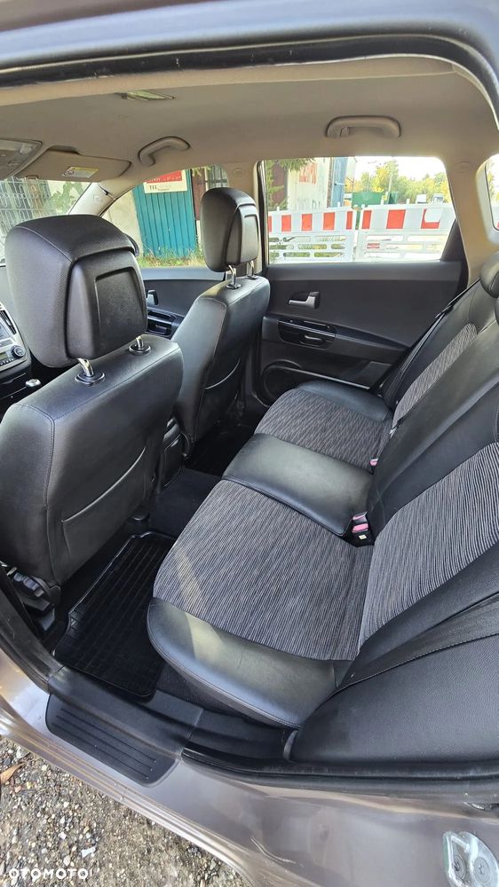 Kia Ceed Cee'd 1.4 Optimum + - 6