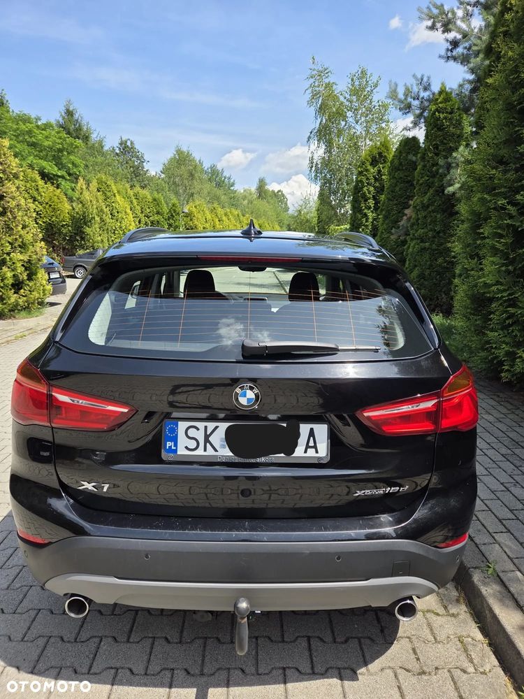 BMW X1 xDrive18d - 21