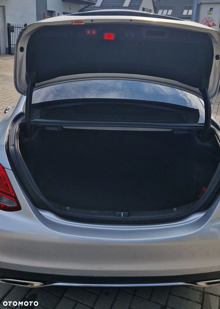Mercedes-Benz Klasa C 300 7G-TRONIC - 20