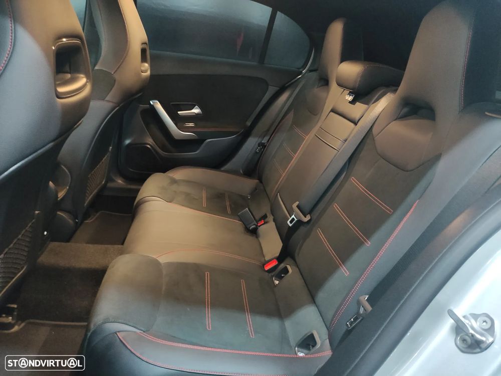 Mercedes-Benz A 250 e AMG Line - 7