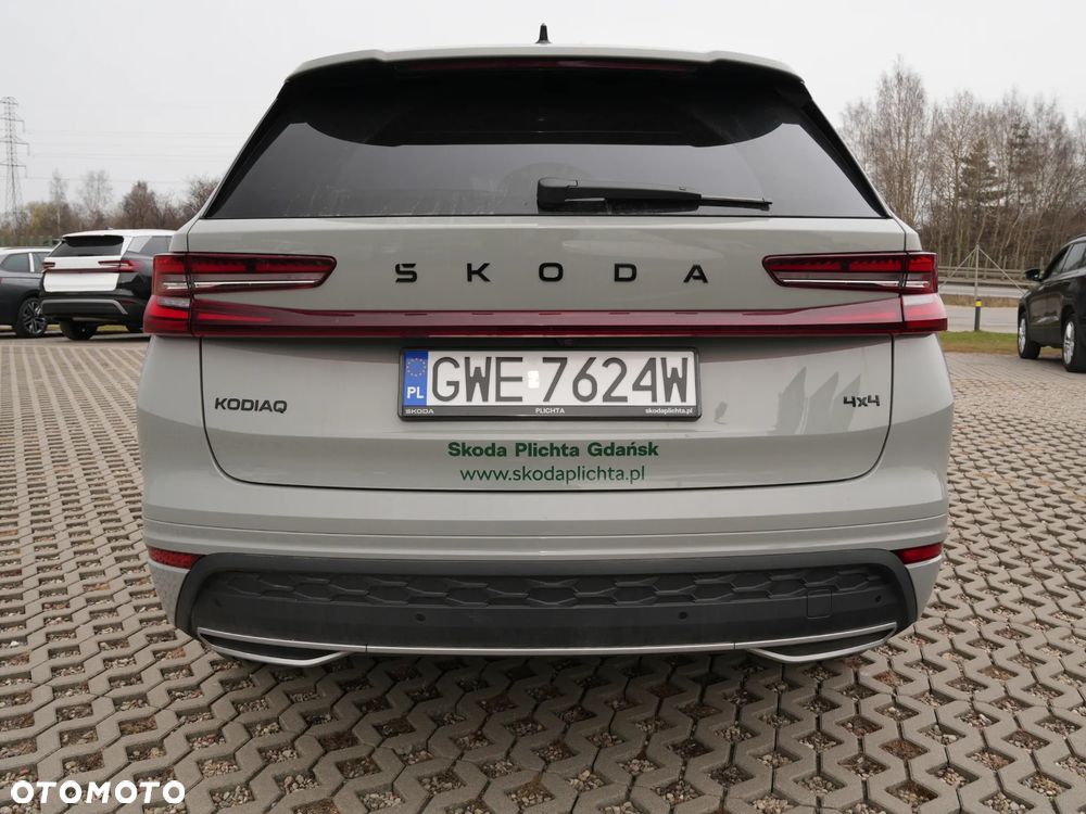 Skoda Kodiaq 2.0 TSI 4x4 Sportline DSG - 11