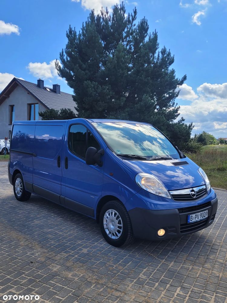 Opel Vivaro - 2