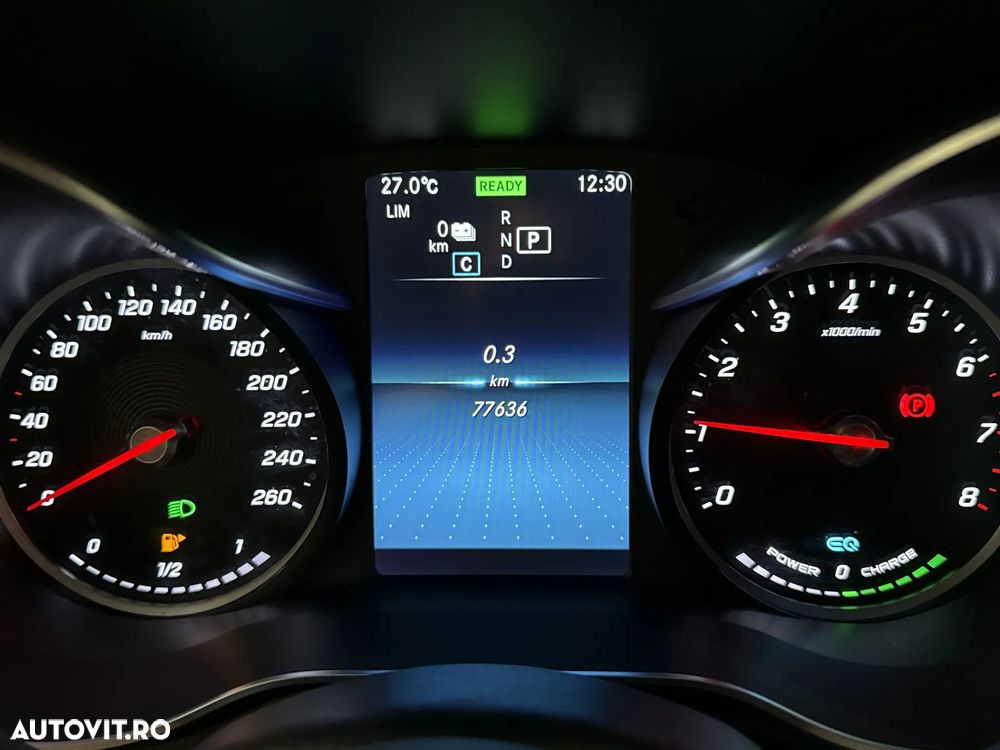 Mercedes-Benz GLC Coupe 300 e 4MATIC - 11