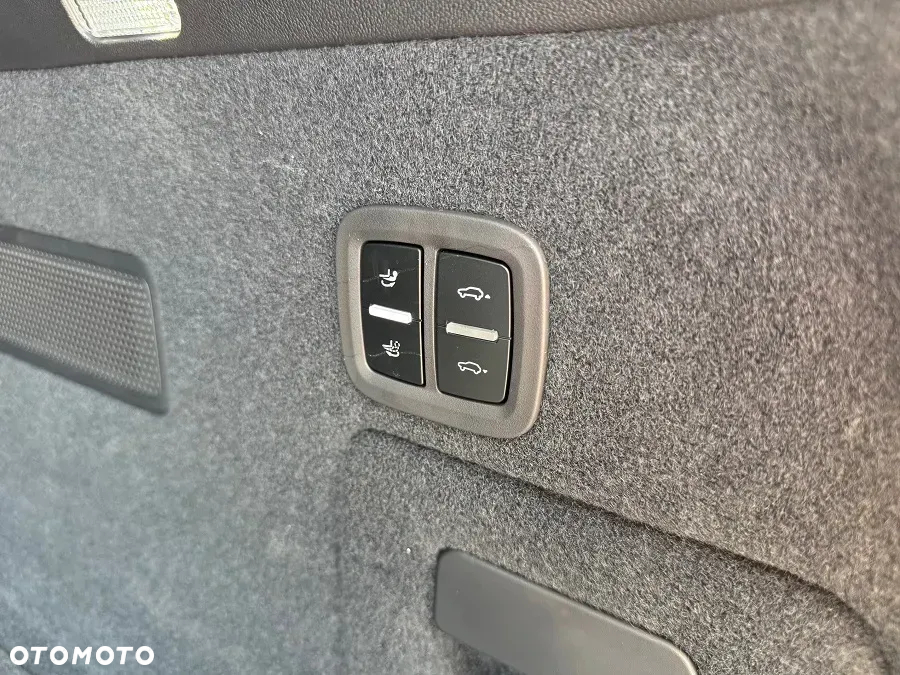 Porsche Cayenne Tiptronic S - 29