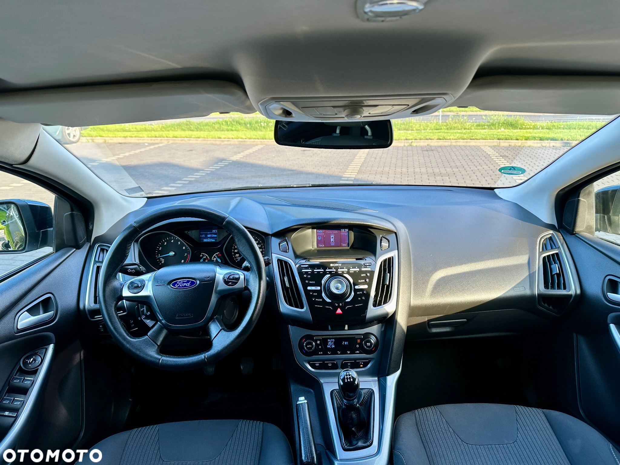 Ford Focus 1.6 FF Titanium - 26