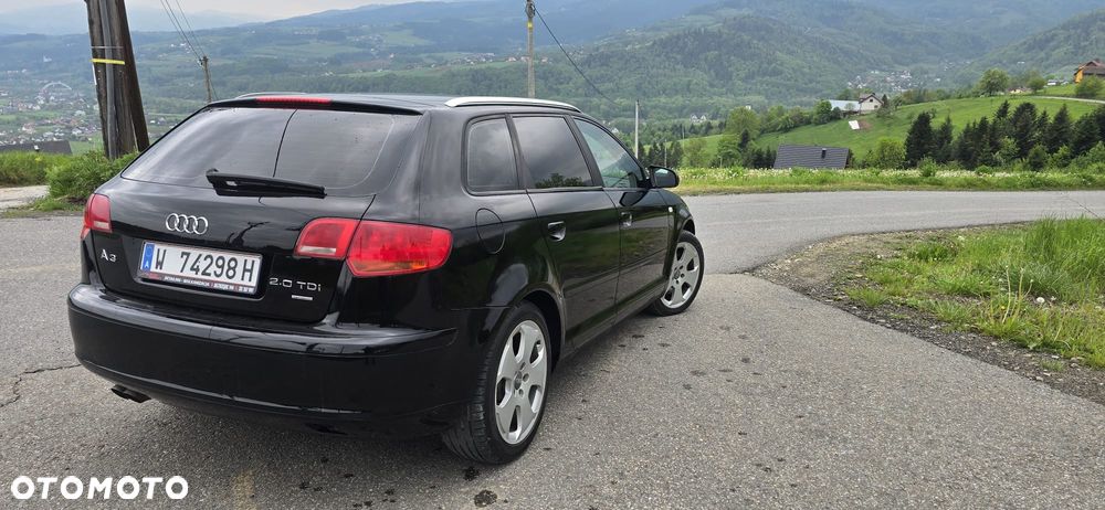 Audi A3 Sportback 2.0 TDI DPF quattro Ambiente - 3
