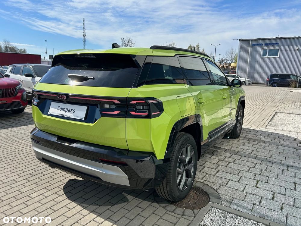 Jeep Compass 1.2 T3 mHEV First Edition FWD DCT - 8