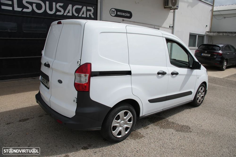 Ford Transit Courier 1.5TDCI - 4