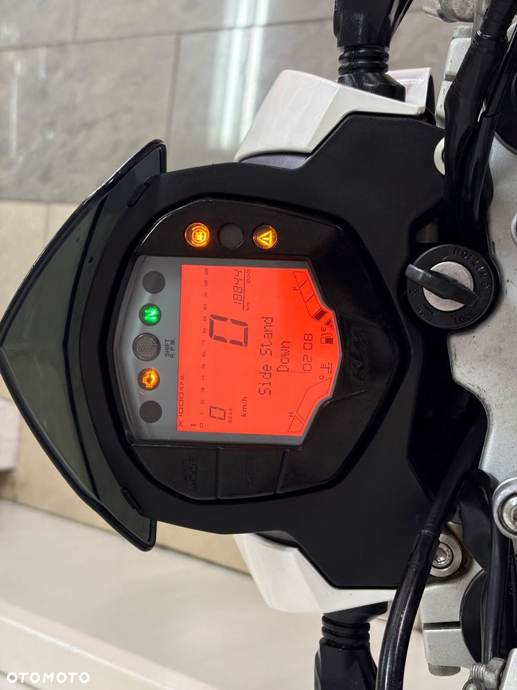 KTM Duke 390 - 8