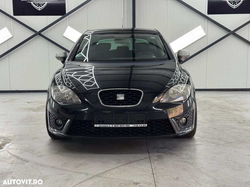 Seat Leon 2011 photo 2