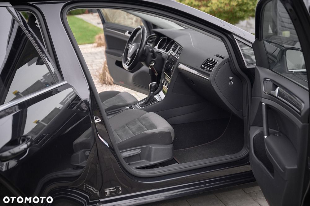 Volkswagen Golf 2.0 TDI Style DSG - 27