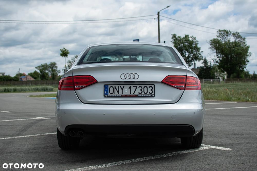 Audi A4 Allroad - 12
