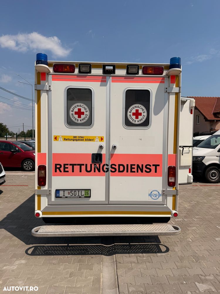 Mercedes-Benz Sprinter - 30