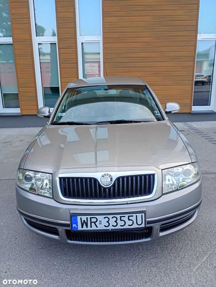 Skoda Superb 2.0 TDI DPF Platinum - 10