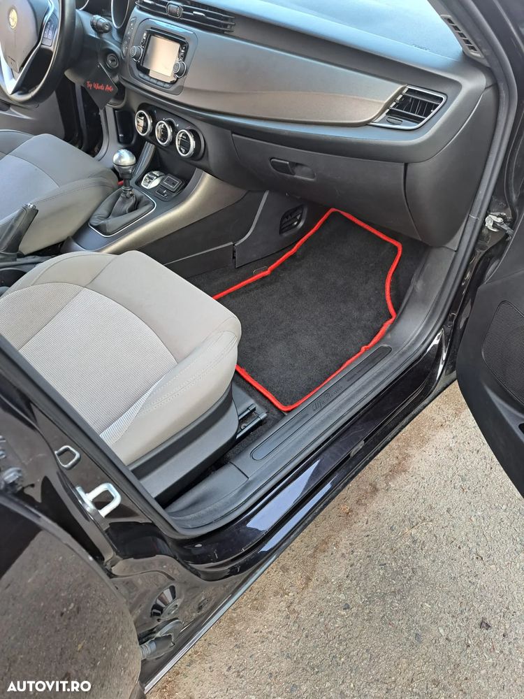 Alfa Romeo Giulietta - 8