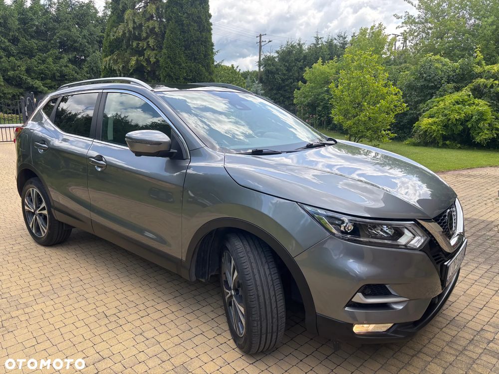 Nissan Qashqai 1.2 DIG-T N-Connecta EU6 - 17
